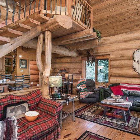 Bear Foot Lodge, 2 Bedrooms, Sleeps 6, Gas Grill, Walk To River, Hot Tub Ruidoso Luaran gambar