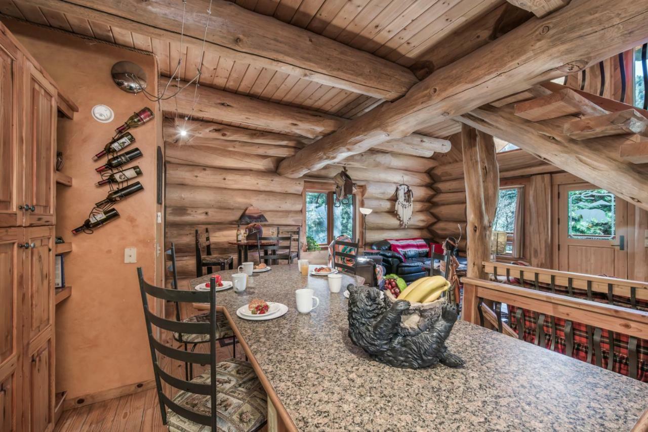 Bear Foot Lodge, 2 Bedrooms, Sleeps 6, Gas Grill, Walk To River, Hot Tub Ruidoso Luaran gambar